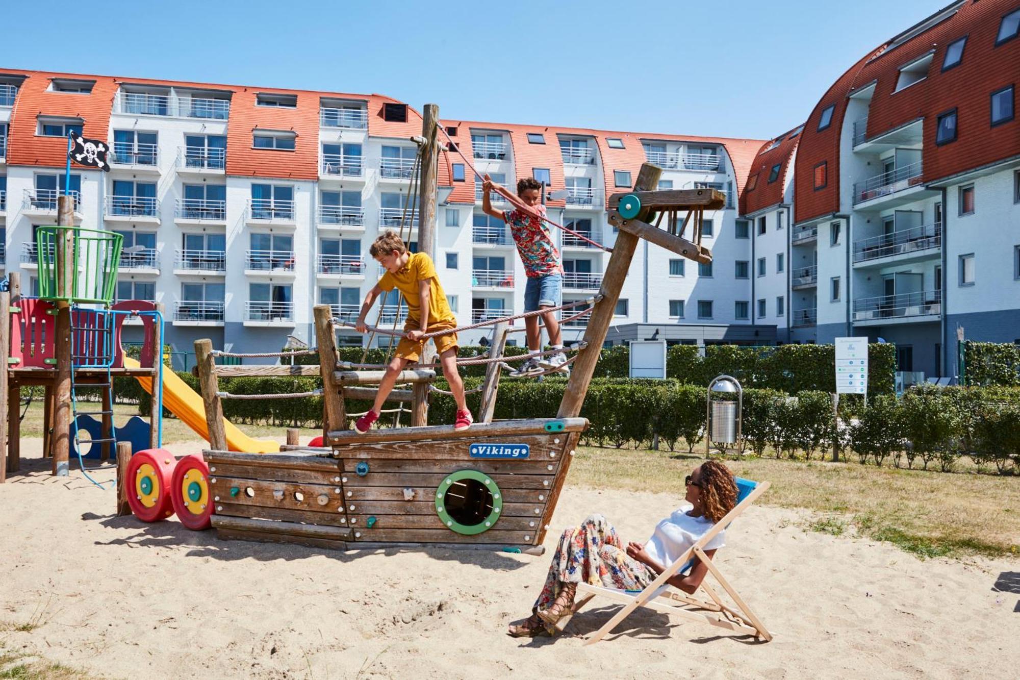 Holiday Suites Zeebrugge Eksteriør bilde